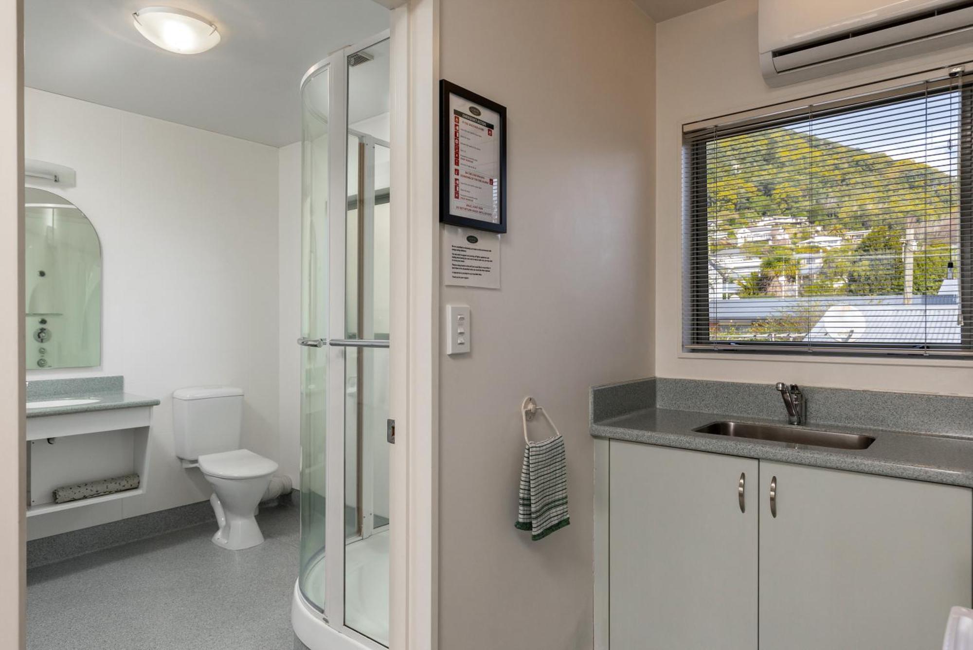 Jasmine Court 4* Picton