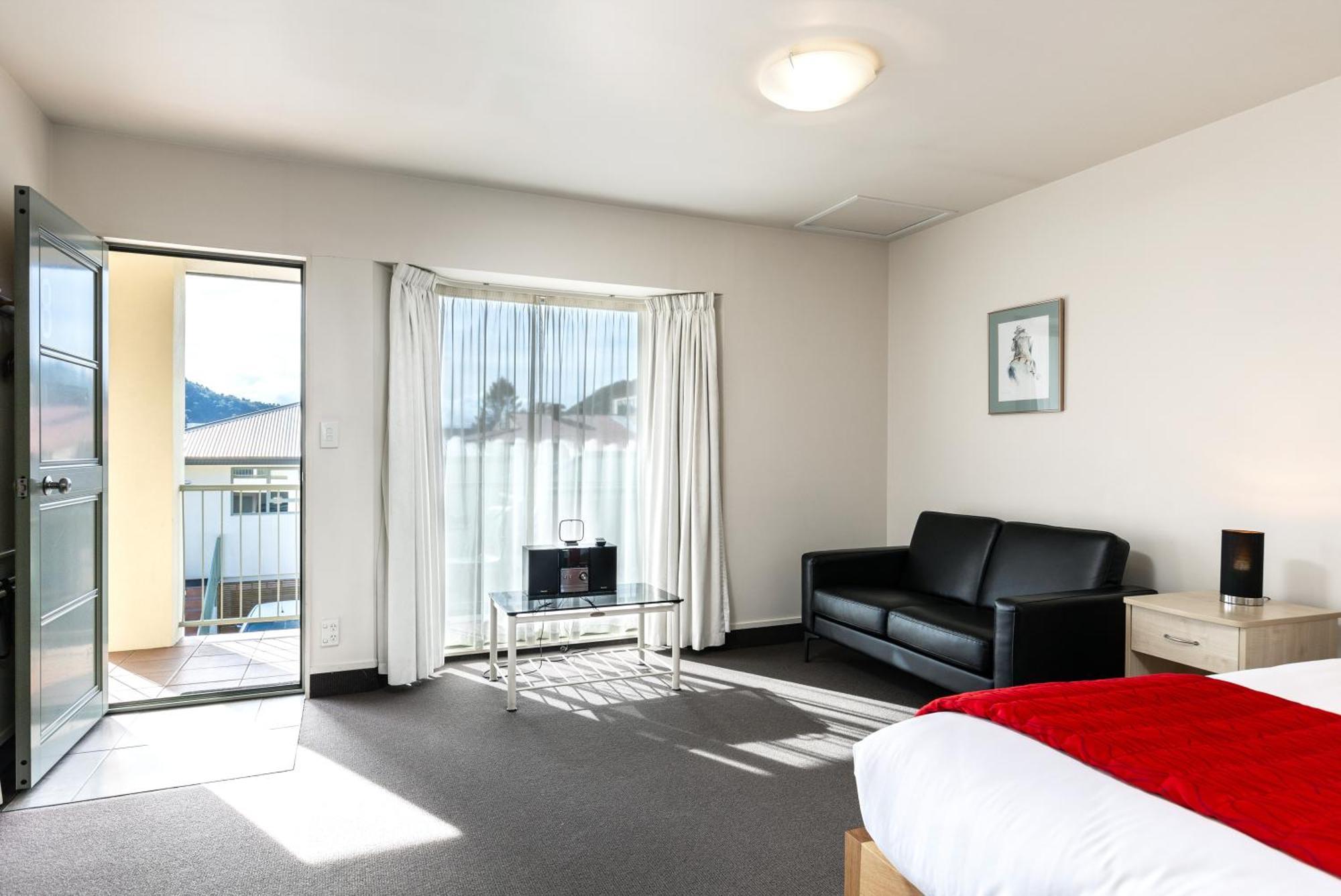 Motel Jasmine Court 4*