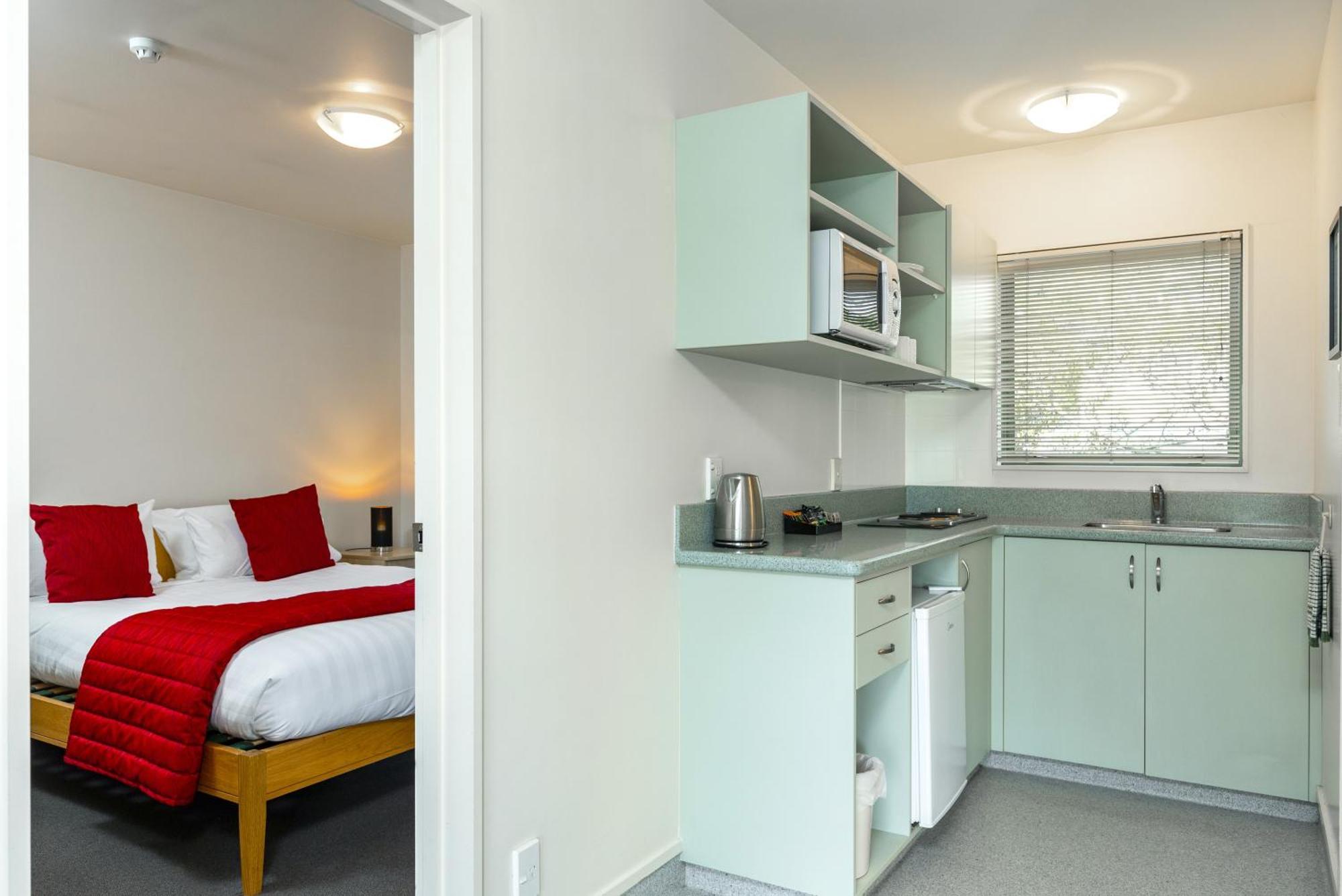 Jasmine Court 4* Picton