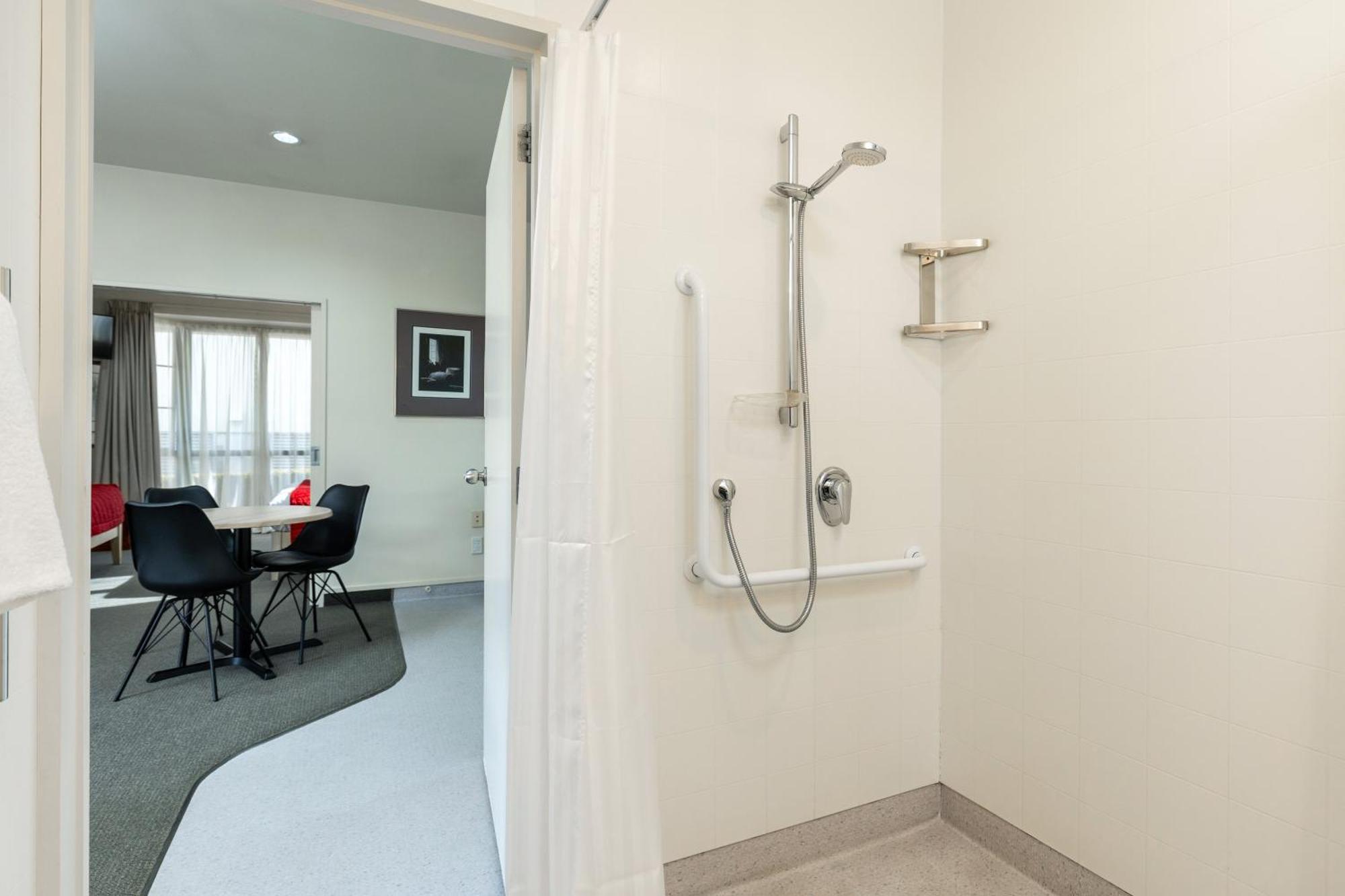 Jasmine Court 4* Picton